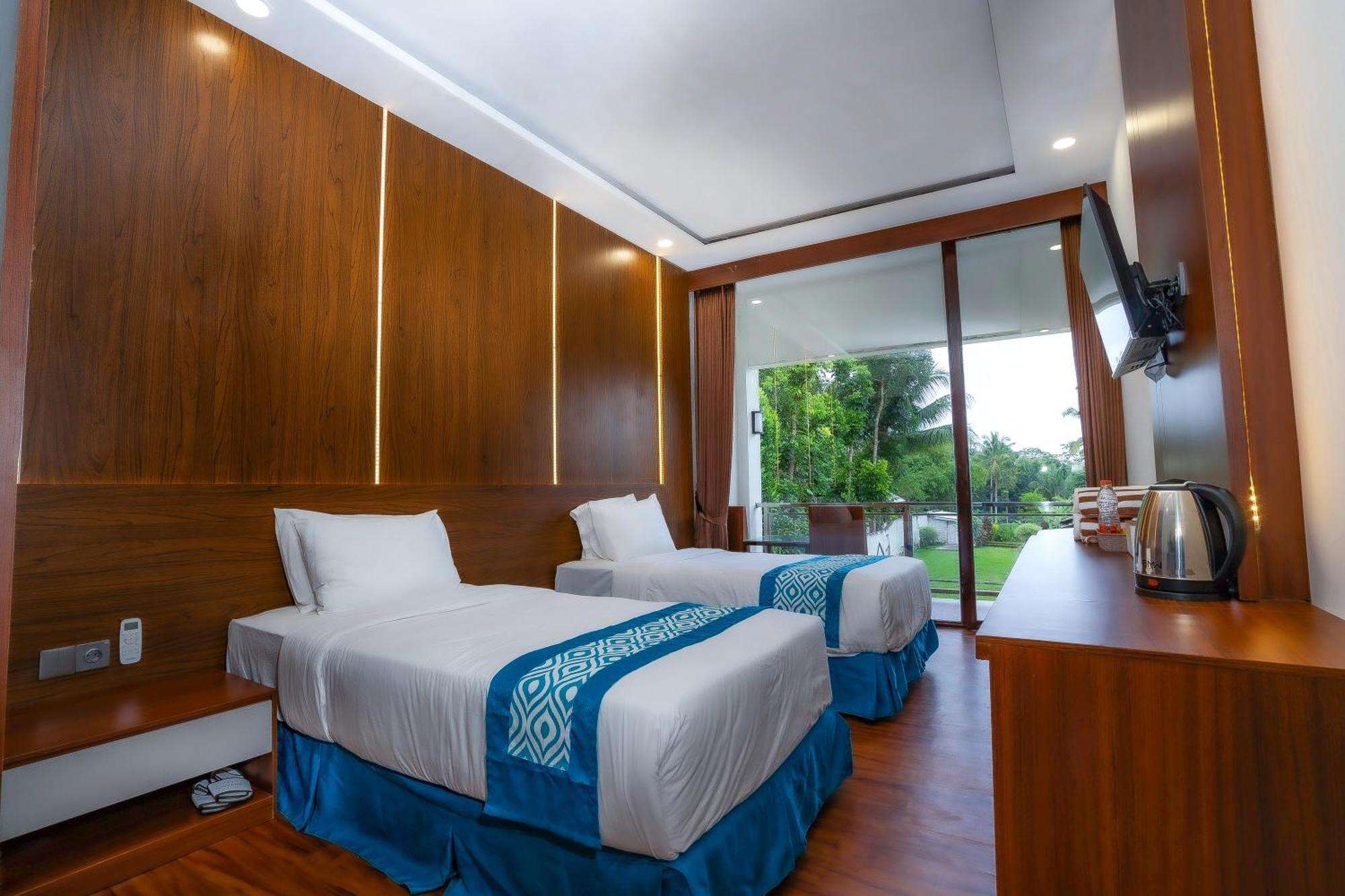 Nirvana Hotel Resort Tetebatu Esterno foto